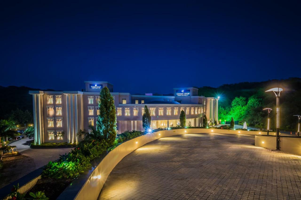 潘切库拉昌迪加尔金色郁金香酒店 外观 照片